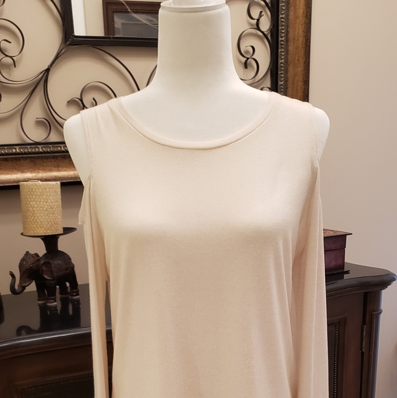 Ivanka Trump Tops - Ivanka Trump Cold Shoulder Cream Large NWT